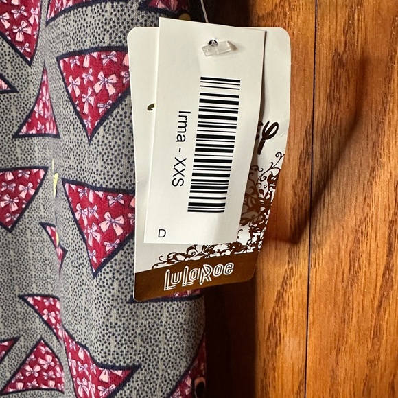 NWT Lularoe Disney Minnie Mouse Irma shirt XXS high-low tunic t shirt oversized - Picture 16 of 16